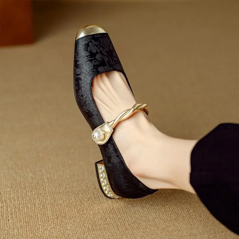 Women Shoes Japanese Brand - Décolleté da donna con tacco largo