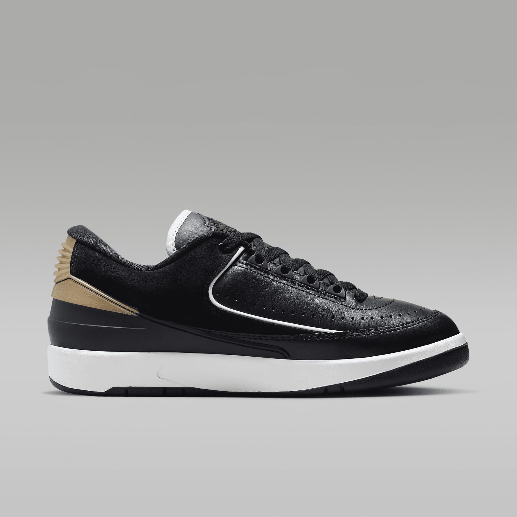 Scarpe Air Jordan 2 Retro Low  - Women Shoes Jordan recensione e prezzo