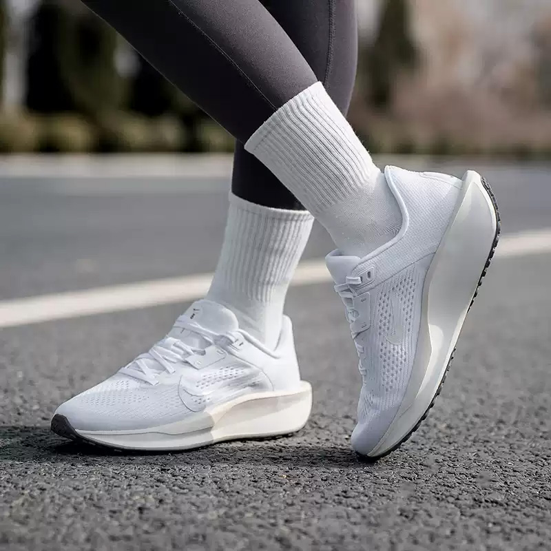 Scarpe da donna NIKE QEST 6 in - Women Shoes Jordan recensione e prezzo